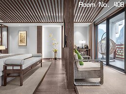 Yangshuo Picturesque Resort - Free Train Station Pick Up