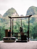 Yangshuo Mountain River Ballad Hotel