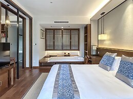 Yangshuo Picturesque Resort - Free Train Station Pick Up