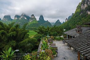 Yangshuo Mountain River Ballad Hotel