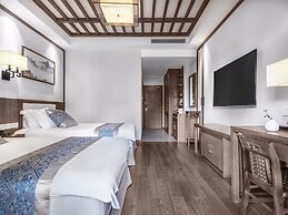 Yangshuo Picturesque Resort - Free Train Station Pick Up