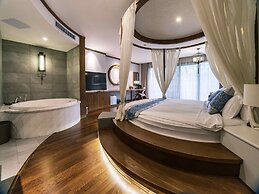 Yangshuo Mountain River Ballad Hotel