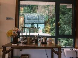 Yangshuo Mountain River Ballad Hotel