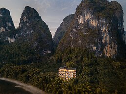 Yangshuo Picturesque Resort - Free Train Station Pick Up