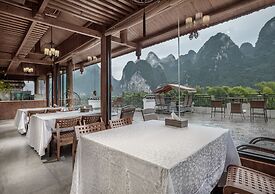 Yangshuo Picturesque Resort - Free Train Station Pick Up