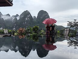 Yangshuo Picturesque Resort - Free Train Station Pick Up