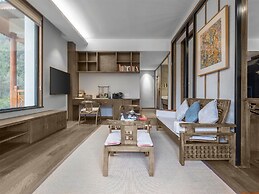 Yangshuo Picturesque Resort - Free Train Station Pick Up