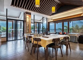 Yangshuo Picturesque Resort - Free Train Station Pick Up