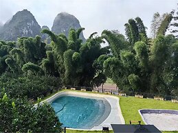 Yangshuo Picturesque Resort - Free Train Station Pick Up