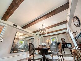 Charming 3 Bedroom House in North York