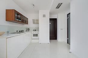 Studio Next to Spodek by Renters