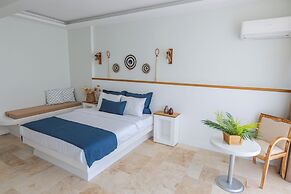 Ayvalık Mavi Çam Otel