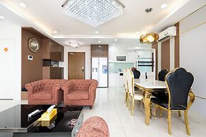 Helios Rivergate Apartment