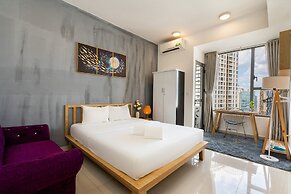 Helios Rivergate Apartment