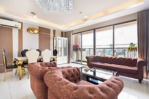 Helios Rivergate Apartment