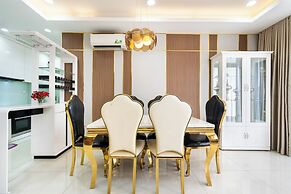 Helios Rivergate Apartment