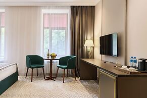 Maestro Address Hotel