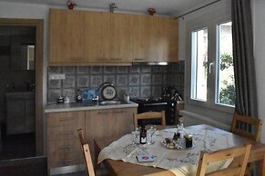 Ovrios Stone House Pelion