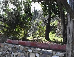 Ovrios Stone House Pelion