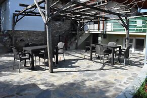 Ovrios Stone House Pelion