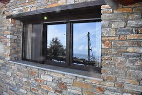 Ovrios Stone House Pelion