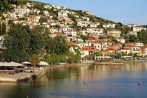 Afissos Seaside Cottage