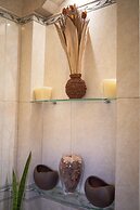 Venia House Marathos