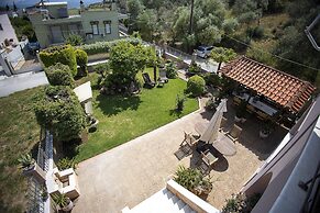 Venia House Marathos