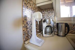 Venia House Marathos