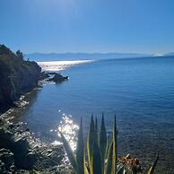 Venia House Marathos