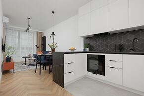 Grzybowska Apartment by Renters Prestige