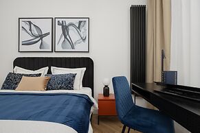 Grzybowska Apartment by Renters Prestige