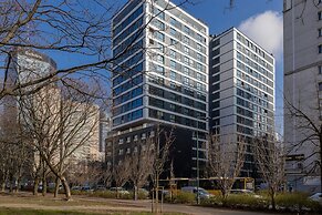 Grzybowska Apartment by Renters Prestige