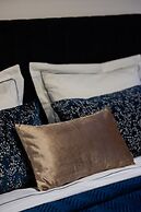 Grzybowska Apartment by Renters Prestige