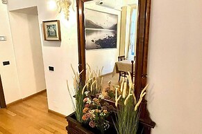 Nest In Como - A Nest In The City Of Como for 6