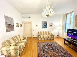 Nest In Como - A Nest In The City Of Como for 6