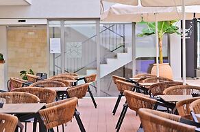 Maltepe Luxury Accommodation By Travelpro Services