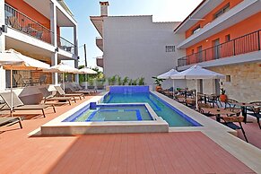 Maltepe Luxury Accommodation By Travelpro Services