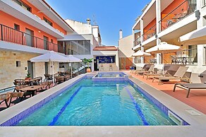 Maltepe Luxury Accommodation By Travelpro Services