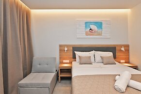 Maltepe Luxury Accommodation By Travelpro Services