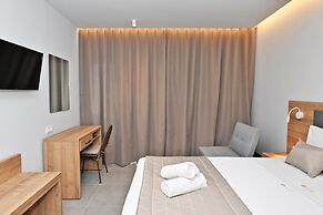 Maltepe Luxury Accommodation By Travelpro Services