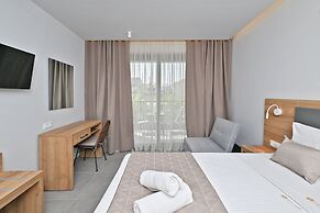 Maltepe Luxury Accommodation By Travelpro Services