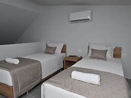 Maltepe Luxury Accommodation By Travelpro Services