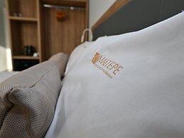 Maltepe Luxury Accommodation By Travelpro Services