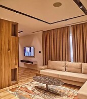 BRICKSPOINT BOUTIQUE APARTHOTEL ASOKORO