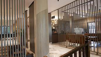 BRICKSPOINT BOUTIQUE APARTHOTEL ASOKORO