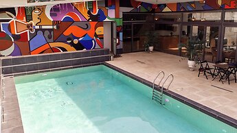 BRICKSPOINT BOUTIQUE APARTHOTEL ASOKORO