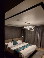 BRICKSPOINT BOUTIQUE APARTHOTEL ASOKORO