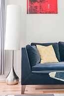 Downton Annie Apartment Three 2BD 1BA Parking