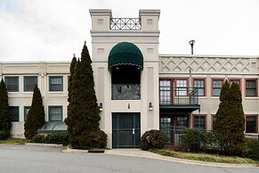 The Easy Spot Downtown Free Parking Elevator